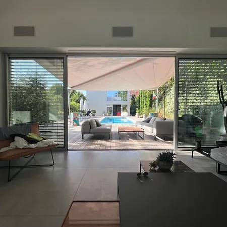 Holiday home La Korlea Avec Piscine Aix Les Bains *
